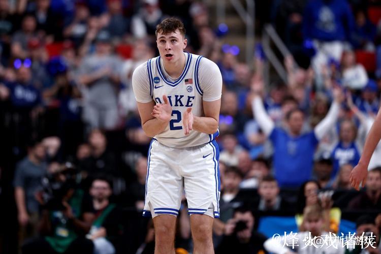 弗拉格砍42分超越詹姆斯37分，刷新历史18岁球员单场最高分