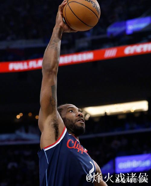 船记：我记不清多少次有球员面对快船投出炸裂式三分表演了