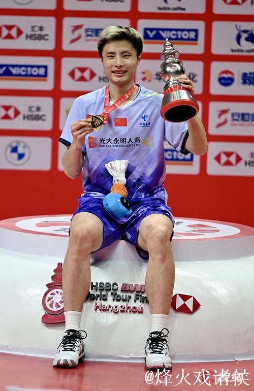 石宇奇荣获世界羽联年度最佳男单选手 石宇奇荣获世界羽联年度最佳男单选手